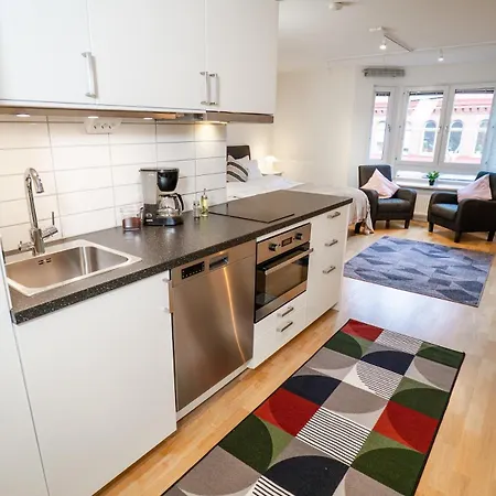 Fully Equipped In Prime Linne And Haga Apartment *