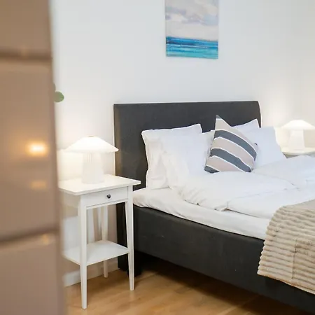 Fully Equipped In Prime Linne And Haga Apartment *