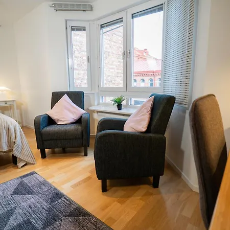 Fully Equipped In Prime Linne And Haga