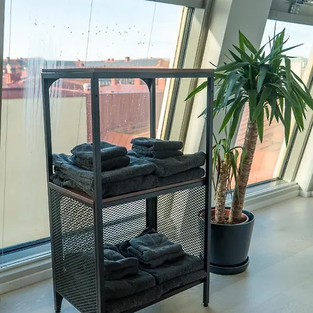 Floor With Rooftop, 1br In Great Location * Göteborg
