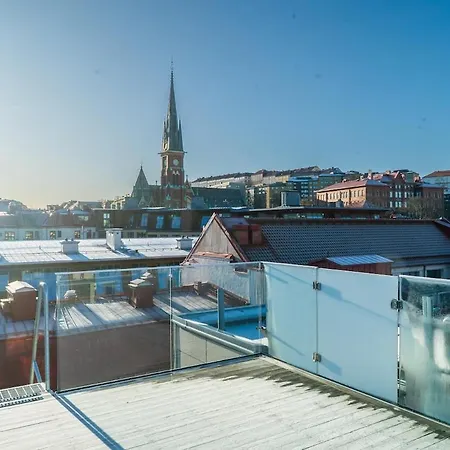 Floor With Rooftop, 1br In Great Location Lägenhet *