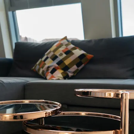 Apartament Floor With Rooftop, 1br In Great Location *