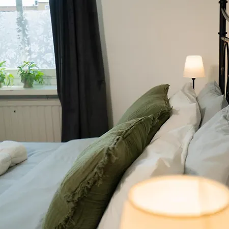Chic 1br Center Sleeps 4 Braemaregarden Gothenburg