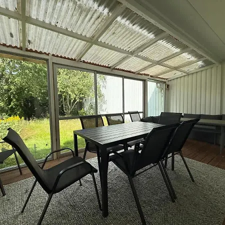 Workers - 2 Bath - 9 Beds - Parking Holiday home