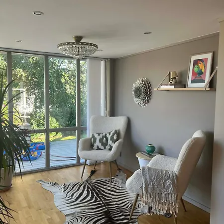 The Scandic Luxe - Landvetter Airport Villa Göteborg