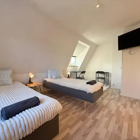 Workers Big - 5 Bedroom - 2 Bath - Volvo Feriehus *