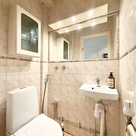 Casa vacanze 3 Beds - 3 Br - For Workers - Volvo - Parking Goteborg