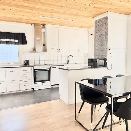 Perfect Workers - 11 Beds - 7 Bedroom - 2 Baths - Volvo Hébergement de vacances