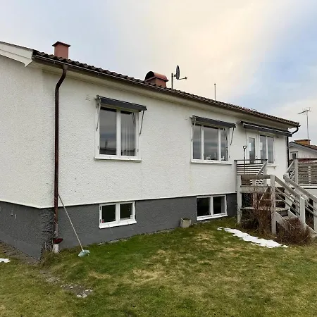 6 Beds - 4 Bedroom - For Workers - Volvo - Parking * Göteborg