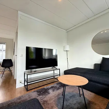 Holiday home Workers - 2 Bath - 9 Beds - Parking