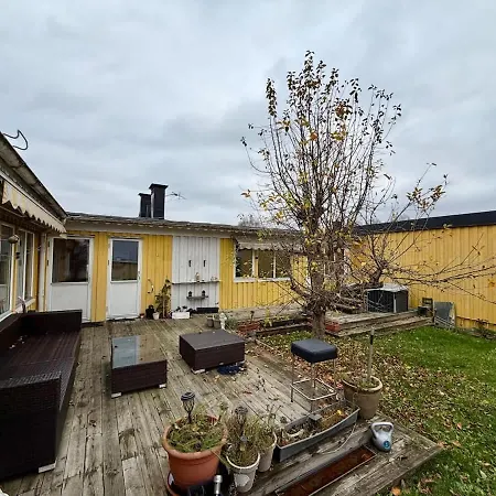 Semesterbostad Workers - 4br - 4 Beds - Parking - Near Volvo Göteborg