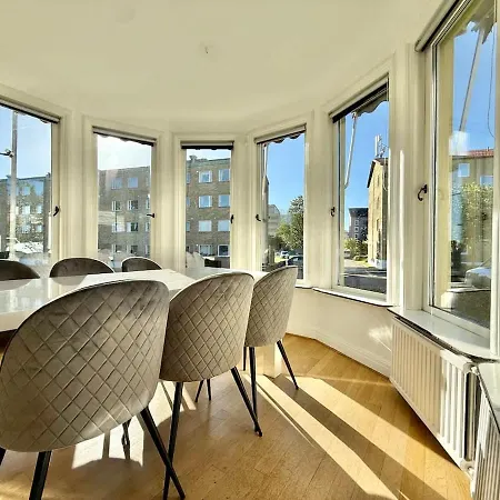 The Workers In Vakantiehuis