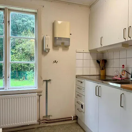 Holiday home Workers Dream - 10 Bedroom - 14 Beds - Volvo