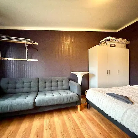 Workers - 4br - 4 Beds - Parking - Near Volvo *