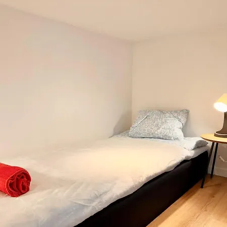 度假居 Workers - 2 Beds - Free Parking -volvo *