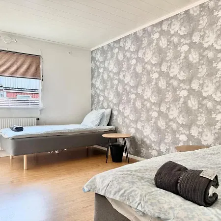 度假居 Workers - 8 Beds - 4 Bedroom - 2 Bath *