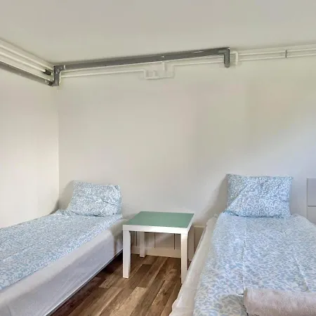 Ferienhaus Workers - 3 Bedroom - 6 Beds - Free Parking *