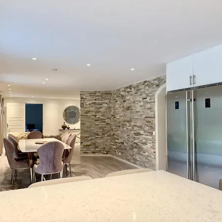 Workers - 7 Bedroom - 15 Beds - 3 Bath * Gothenburg