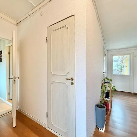 Workers - 4br - 4 Beds - Parking - Near Volvo