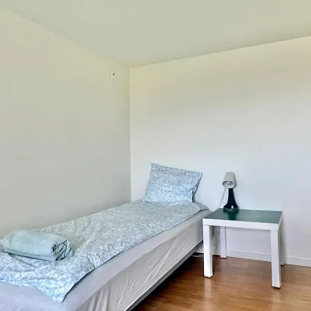 Workers - 3 Bedroom - 6 Beds - Free Parking Ferienhaus *