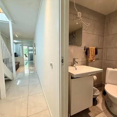 Workers - 2 Bath - 9 Beds - Parking Gothenburg