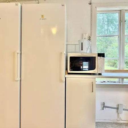 Workers Dream - 10 Bedroom - 14 Beds - Volvo * Göteborg