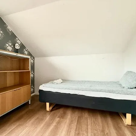 Workers - 4 Beds - Near Volvo - Parking 別荘 *