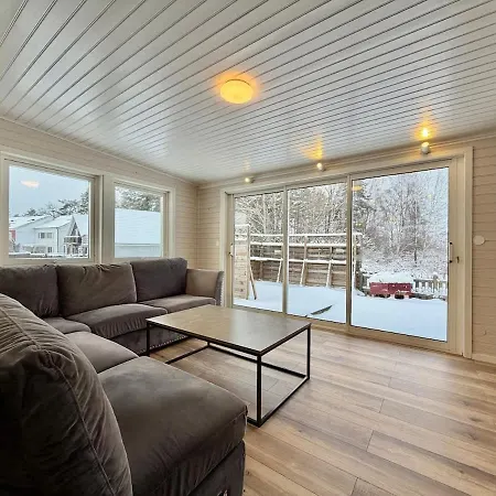 Semesterbostad Workers Premium - 5 Bedroom - 10 Beds - Parking