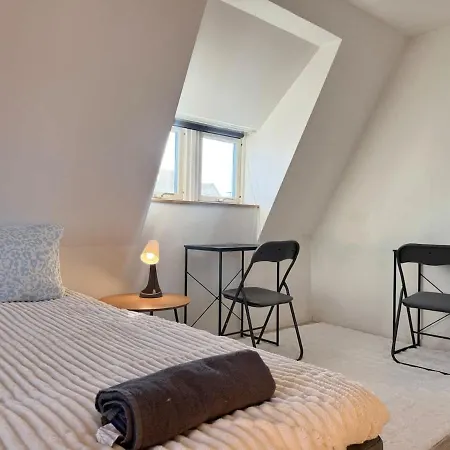 펜션 Workers Big - 5 Bedroom - 2 Bath - Volvo 예테보리