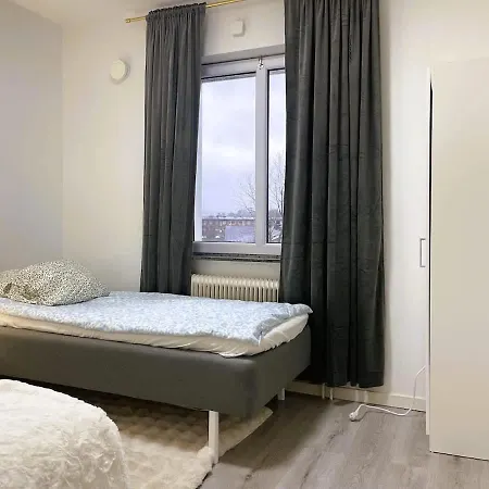 Holiday home Workers - 4br - 8 Beds - Tv In Every - Parking *