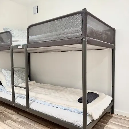 Workers Basement - 3 Bedroom - 6 Beds - 2 Baths - Parking - Volvo *