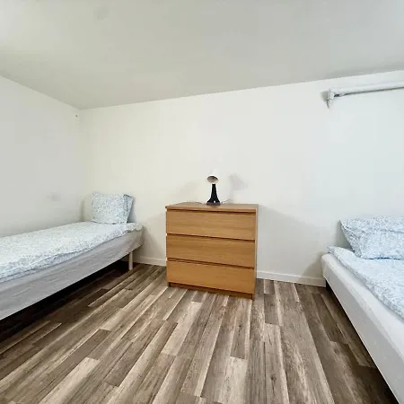 Workers - 3 Bedroom - 6 Beds - Free Parking * 예테보리