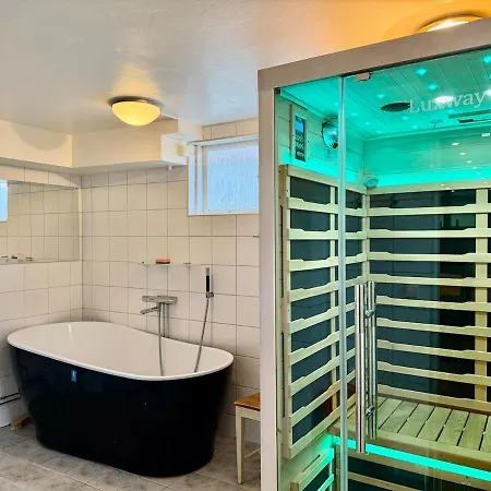 3 Beds - 3 Br - For Workers - Volvo - Parking Goteborg