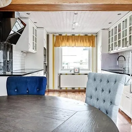 Workers - 4br - 8 Beds - 2 Kitchens - Volvo 예테보리
