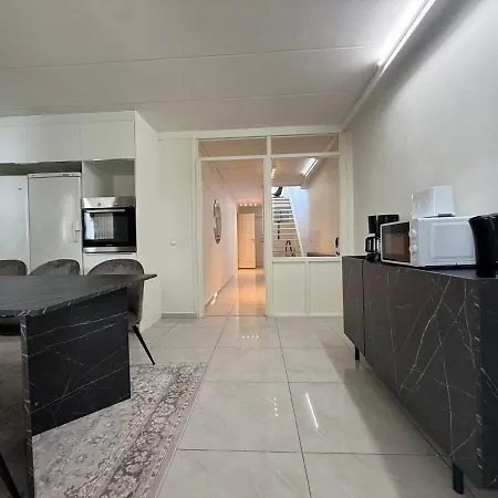 Workers - 2 Bath - 9 Beds - Parking Ferienhaus *