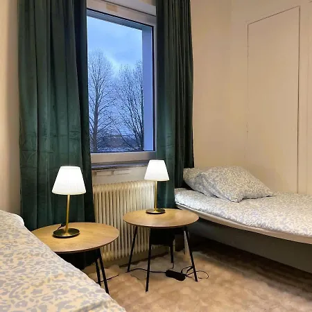 Workers - 4br - 8 Beds - Tv In Every - Parking Holiday home Gothenburg