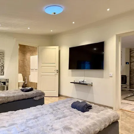 Feriehus Workers - 7 Bedroom - 15 Beds - 3 Bath *
