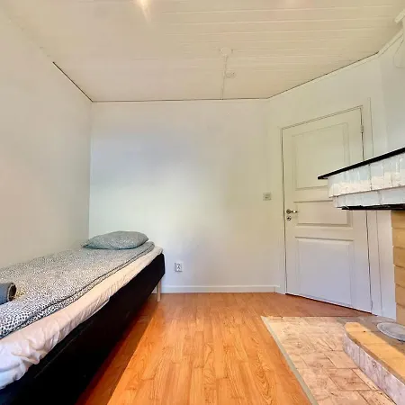 Workers - 5 Bedroom - 2 Bath - Volvo - Parking ヨーテボリ