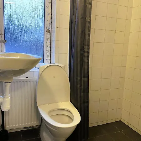 Holiday home Workers - 4br - 8 Beds - Tv In Every - Parking *