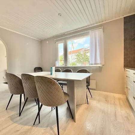 Workers - 8 Beds - 4 Bedroom - 2 Bath Дом отдыха Гётеборг
