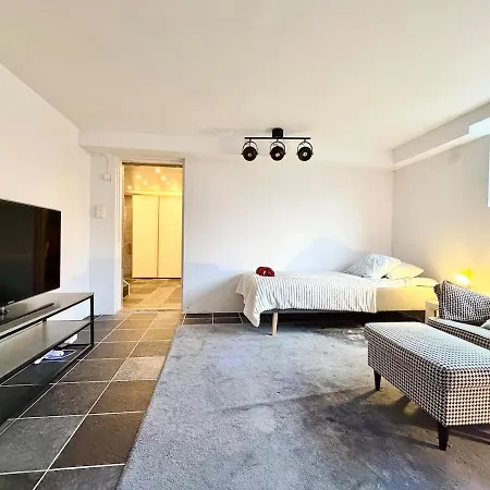 Casa vacanze 3 Beds - 3 Br - For Workers - Volvo - Parking