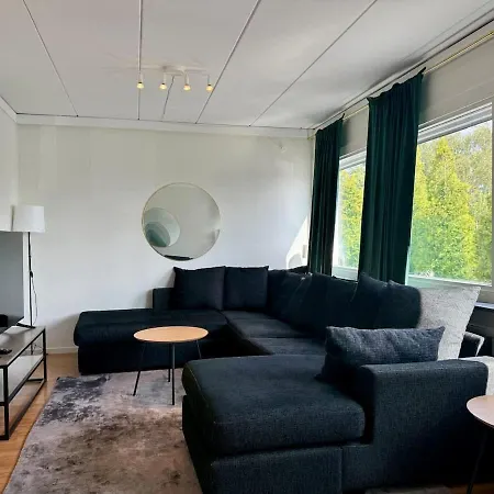 Workers - 2 Bath - 9 Beds - Parking Ferienhaus