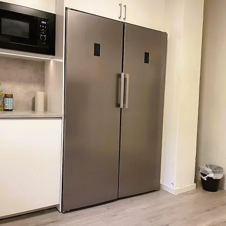 Workers - 4br - 8 Beds - Tv In Every - Parking Holiday home