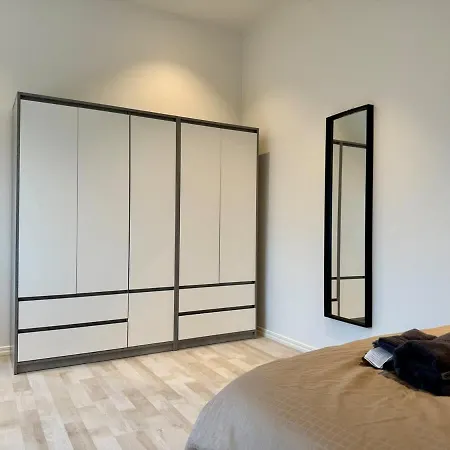 Workers - 7 Bedroom - 15 Beds - 3 Bath Feriehus *