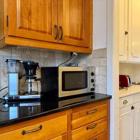 Casa vacanze 3 Beds - 3 Br - For Workers - Volvo - Parking Goteborg