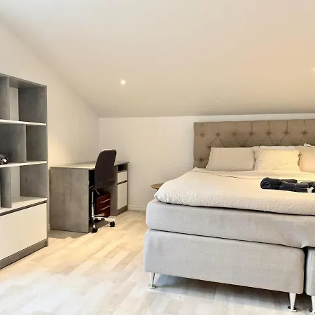 Workers - 7 Bedroom - 15 Beds - 3 Bath Feriehus Göteborg
