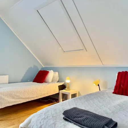 Semesterbostad Workers Premium - 5 Bedroom - 10 Beds - Parking *