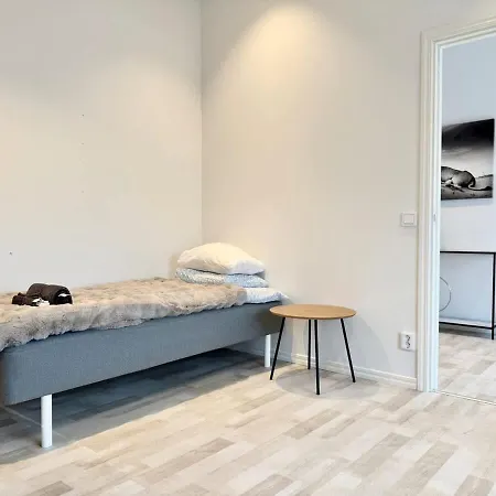 Nyaraló Workers - 7 Bedroom - 15 Beds - 3 Bath Göteborg