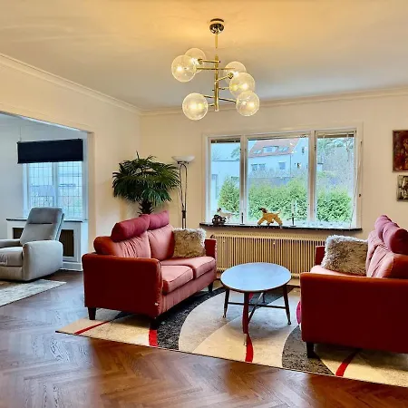 Casa vacanze 3 Beds - 3 Br - For Workers - Volvo - Parking Goteborg
