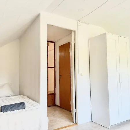 Perfect Workers - 11 Beds - 7 Bedroom - 2 Baths - Volvo Göteborg